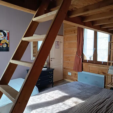 Domaine Du Der - Au Milieu De Nulle Part, Et Tables Dhotes Au Du Der Penzion *