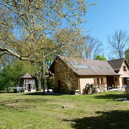 Domaine Du Der - Au Milieu De Nulle Part, Et Tables Dhotes Au Du Der Penzion