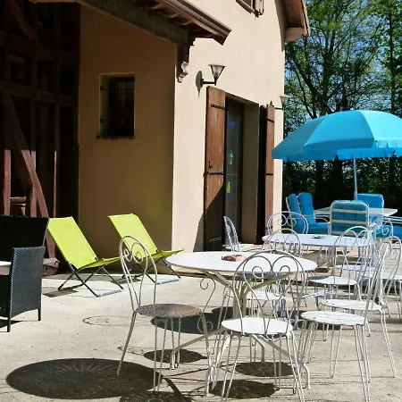 Penzion Domaine Du Der - Au Milieu De Nulle Part, Et Tables Dhotes Au Du Der