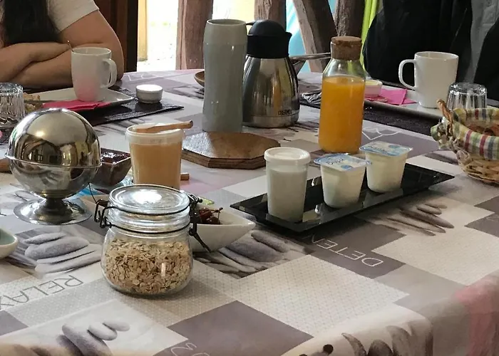 Domaine Du Der - Au Milieu De Nulle Part, Et Tables Dhotes Au Du Der Guest house