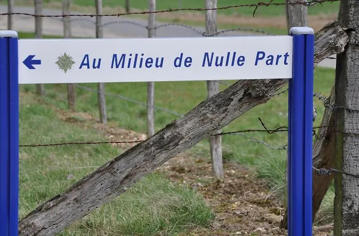 Domaine Du Der - Au Milieu De Nulle Part, Et Tables Dhotes Au Du Der Guest house Outines