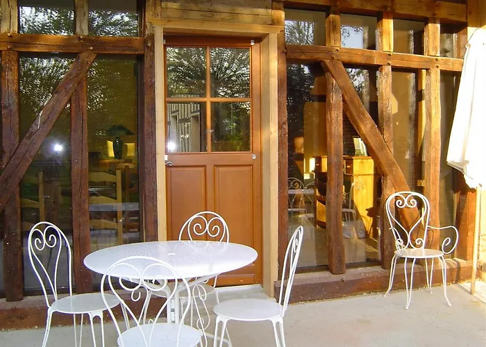 Domaine Du Der - Au Milieu De Nulle Part, Et Tables Dhotes Au Du Der Outines